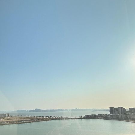 Sunday Premium Apartment Ха Лонг Екстериор снимка