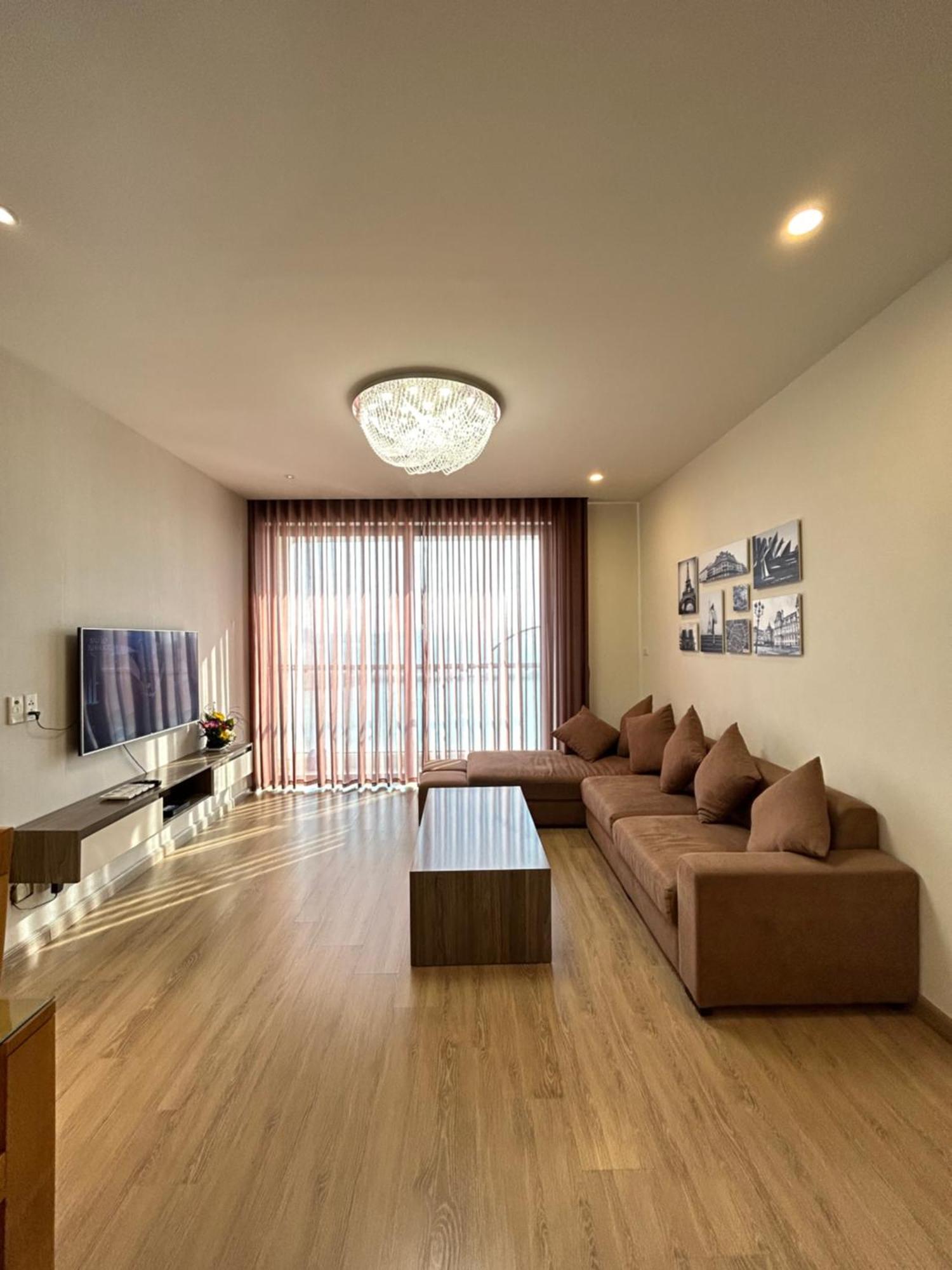 Sunday Premium Apartment Ха Лонг Екстериор снимка
