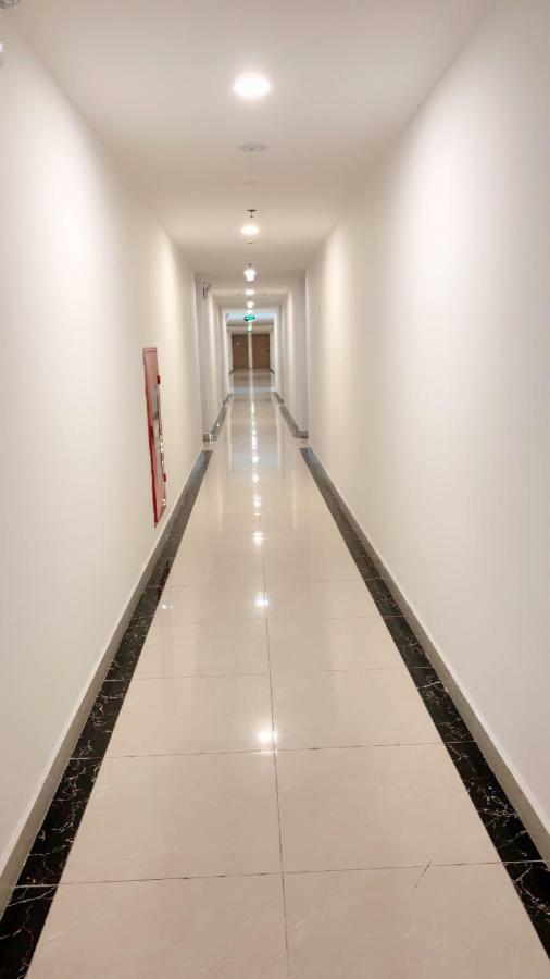 Sunday Premium Apartment Ха Лонг Екстериор снимка